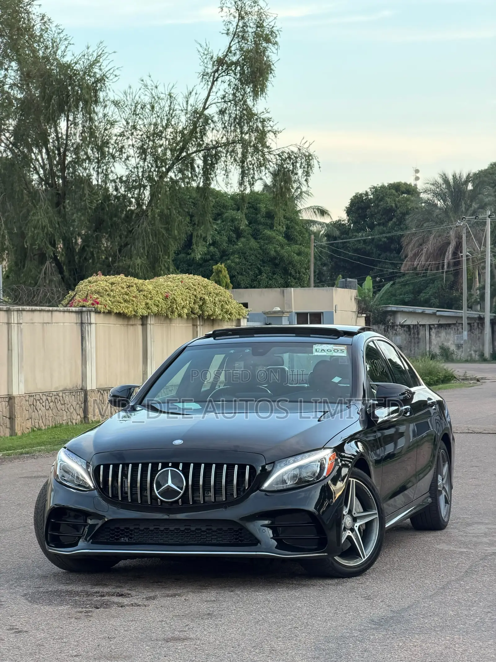 Mercedes-Benz C400 2016 Black