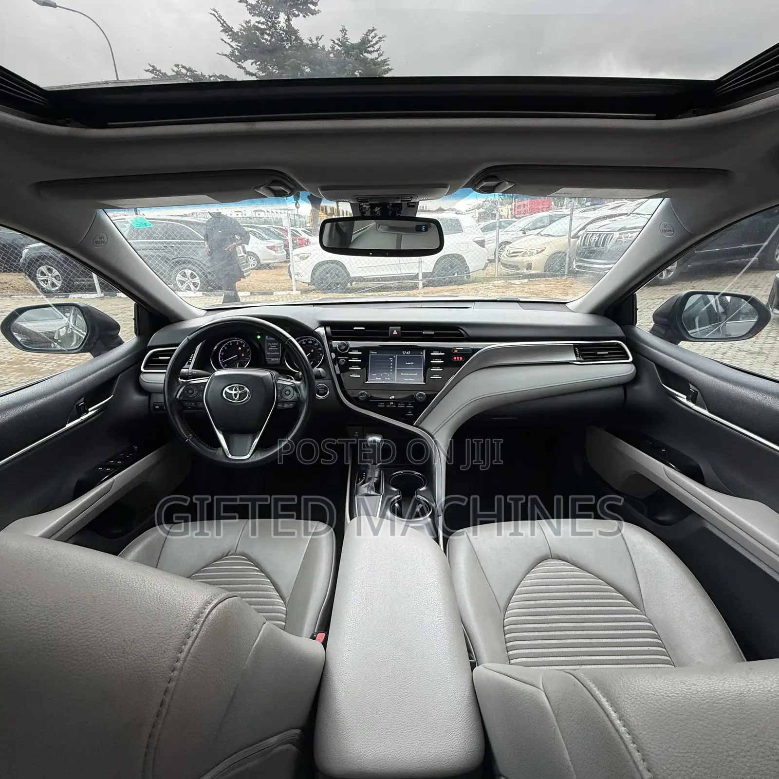 Toyota Camry 2019 Gray
