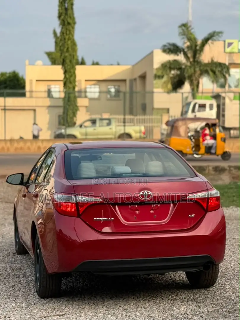 Toyota Corolla 2014 Red