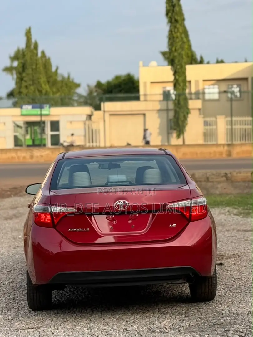 Toyota Corolla 2014 Red