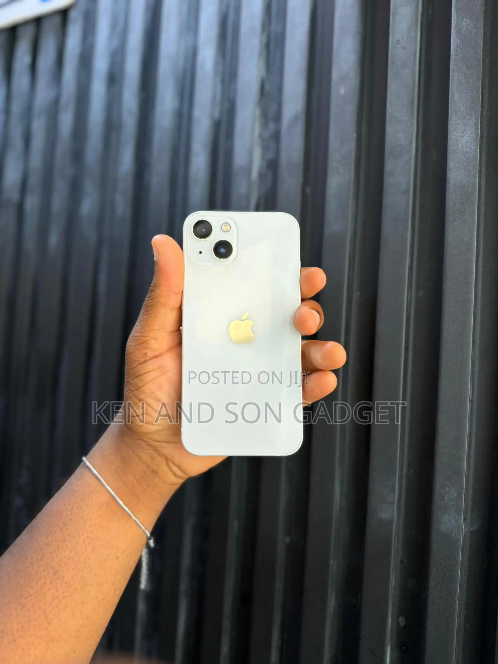 Apple iPhone 13 128 GB White
