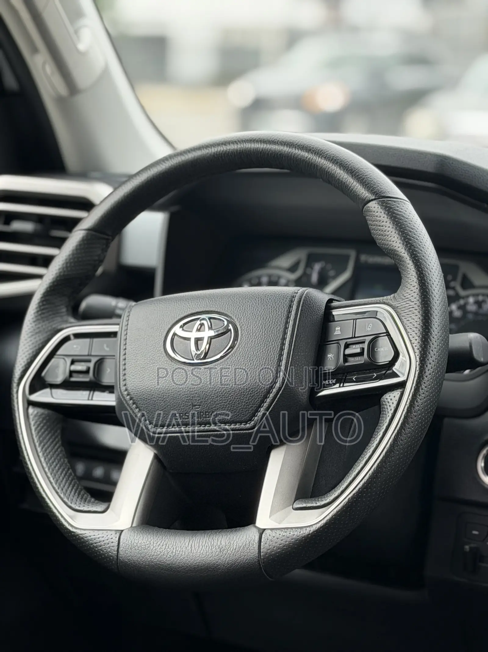 Toyota Tundra 2023 White
