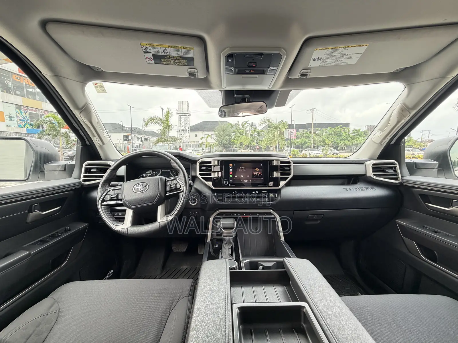 Toyota Tundra 2023 White
