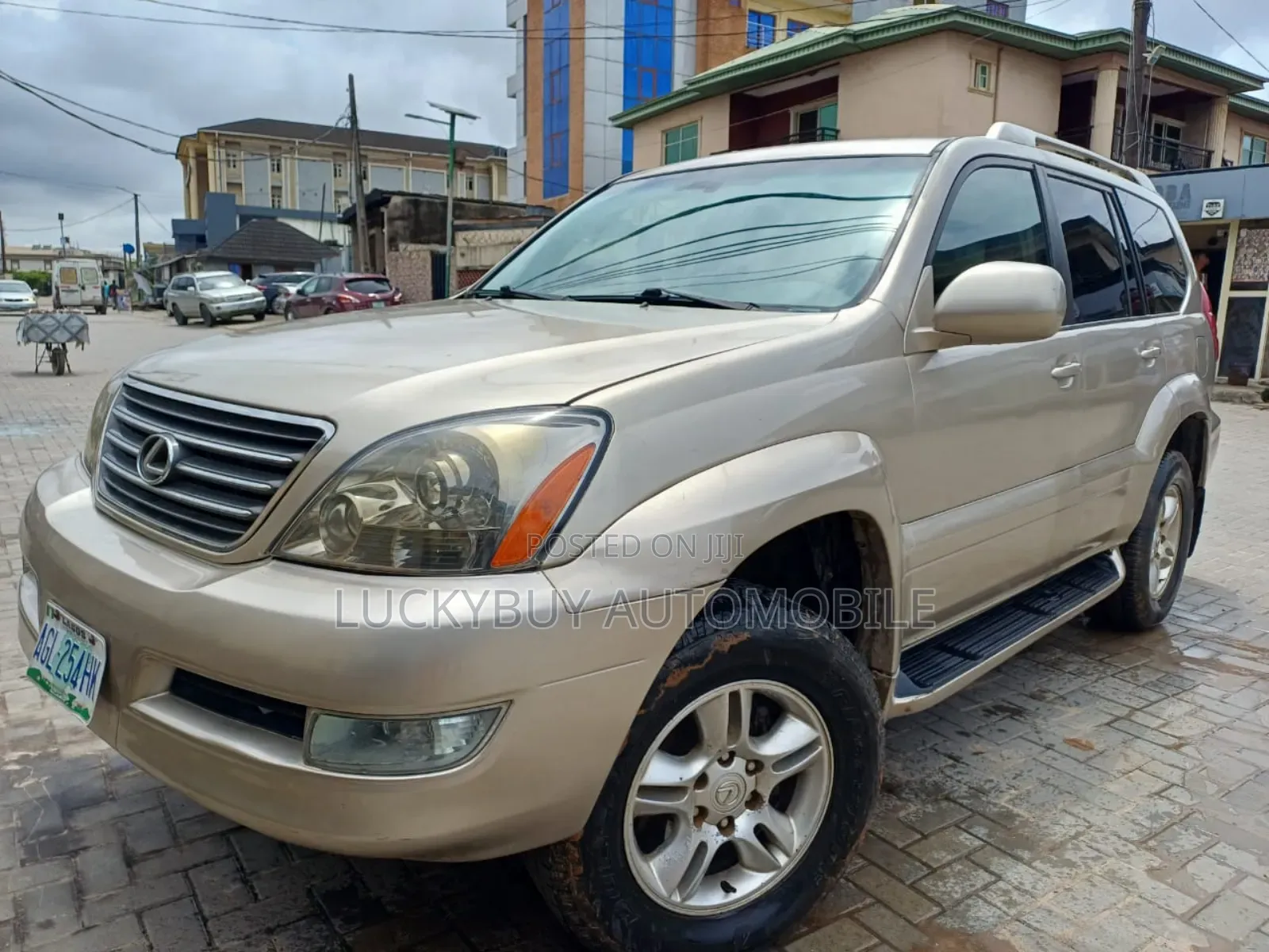 Lexus GX 470 Sport Utility 2005 Gold