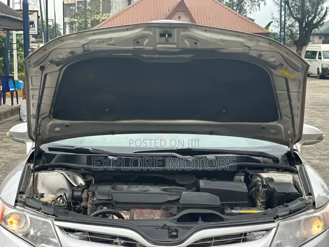 Toyota Venza 2012 White