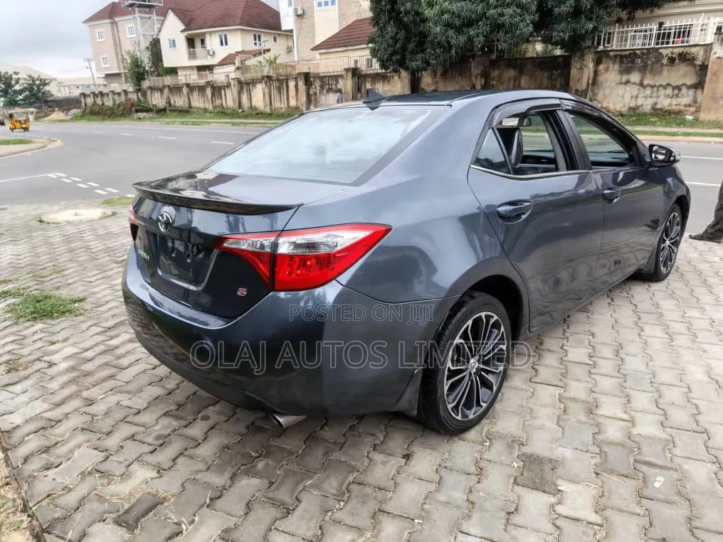 Toyota Corolla 2014 Gray