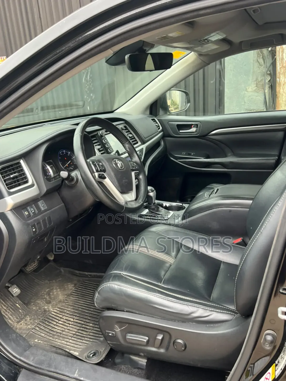 Toyota Highlander SE 4x4 V6 (3.5L 6cyl 8A) 2018 Black