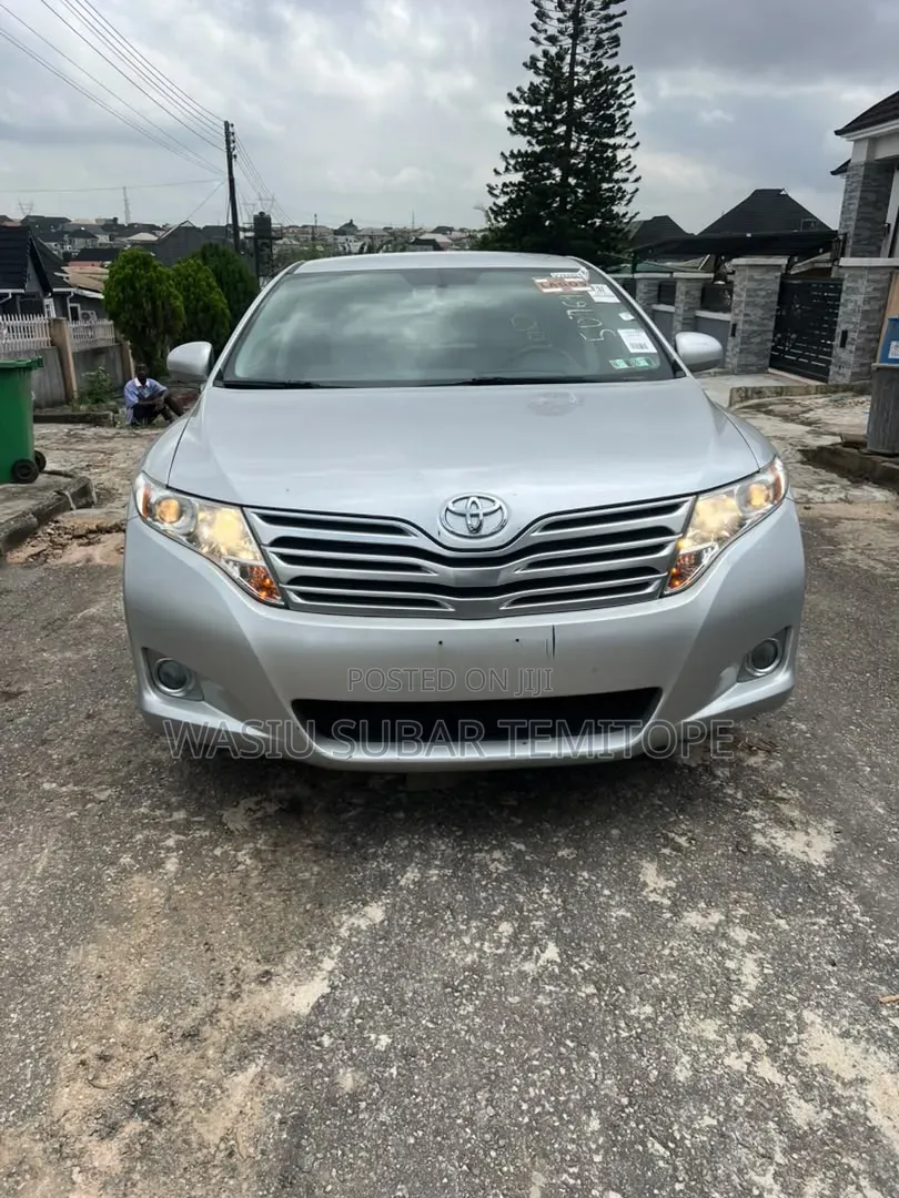 Toyota Venza 2009 Silver