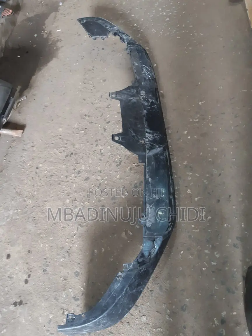 Front Spoiler Lx600 2025
