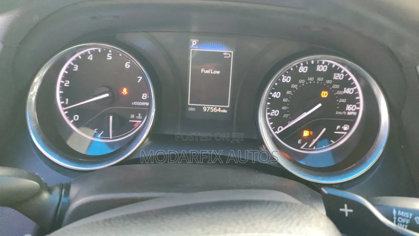 Toyota Camry SE FWD (2.5L 4cyl 8AM) 2018 Black
