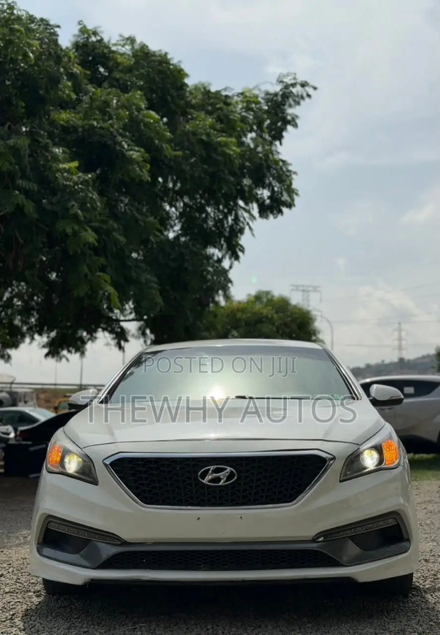 Hyundai Sonata Sport 2.0T 4dr Sedan (2.0L 4cyl Turbo 6A) 2015 White