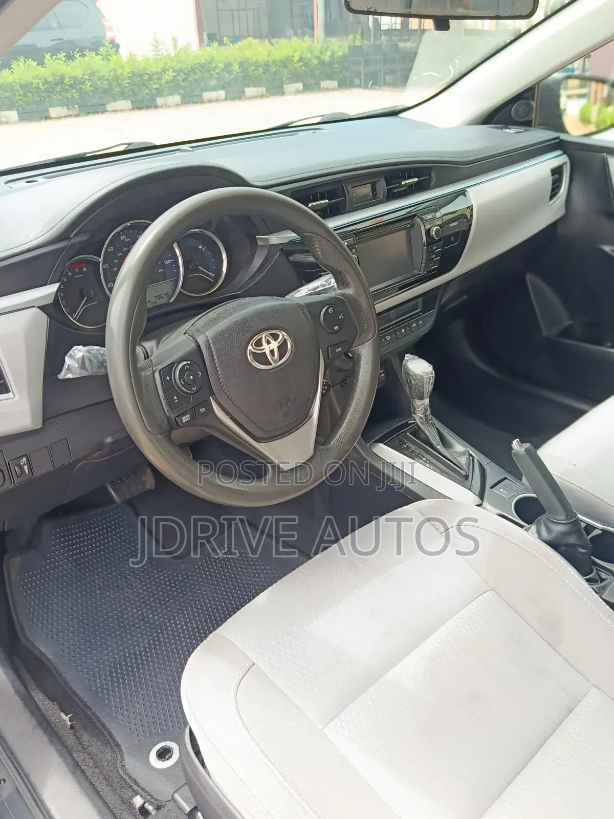 Toyota Corolla S 4dr Sedan (1.8L 4cyl CVT) 2016 Black