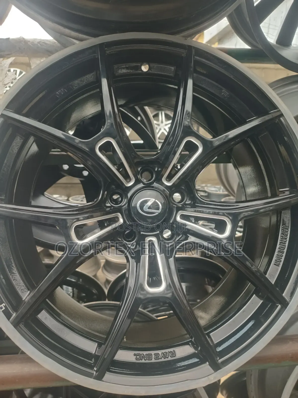 19rim for Rx 350 black.original