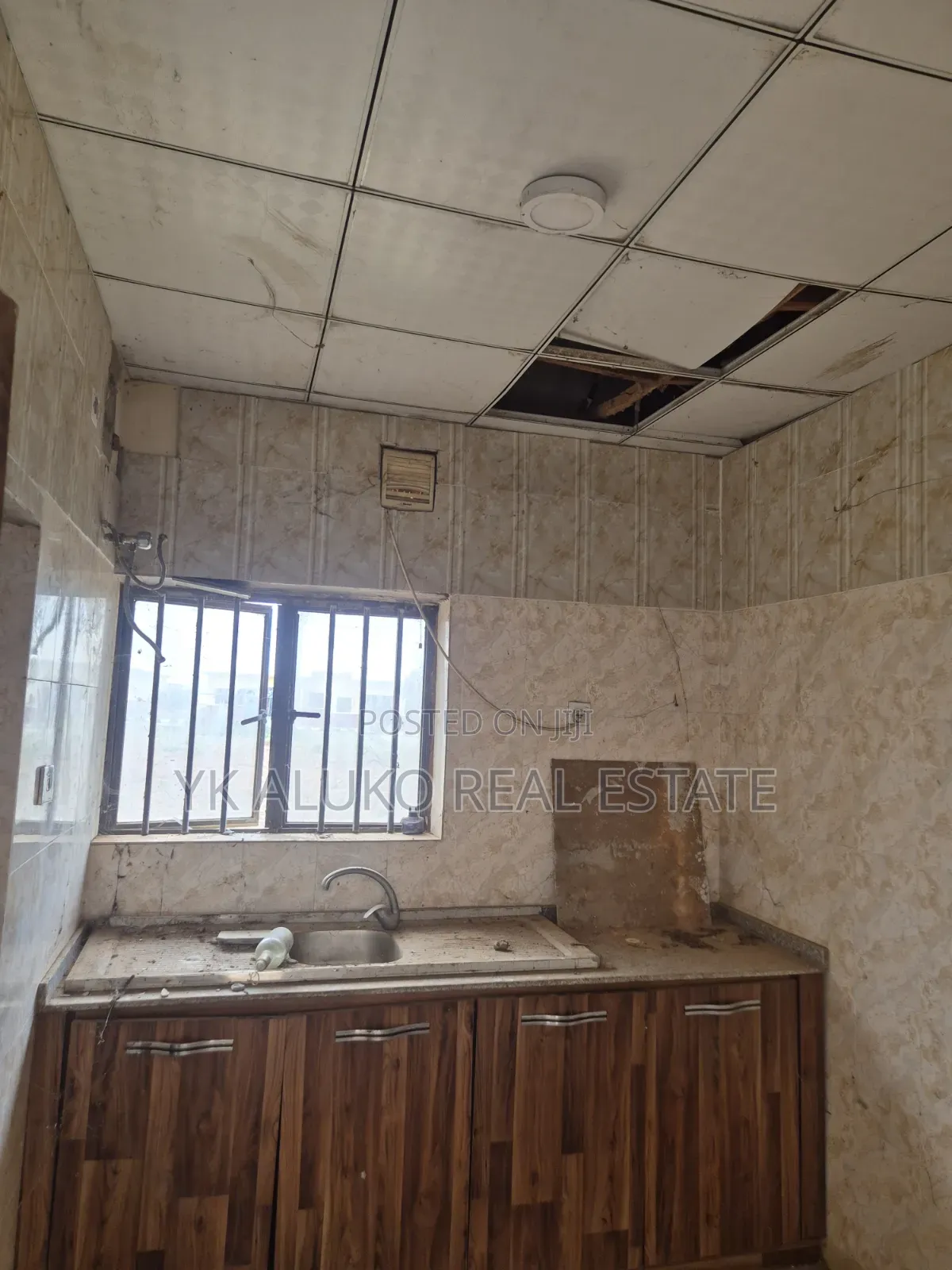 2bdrm Bungalow in Federal Government, Ilorin West for sale