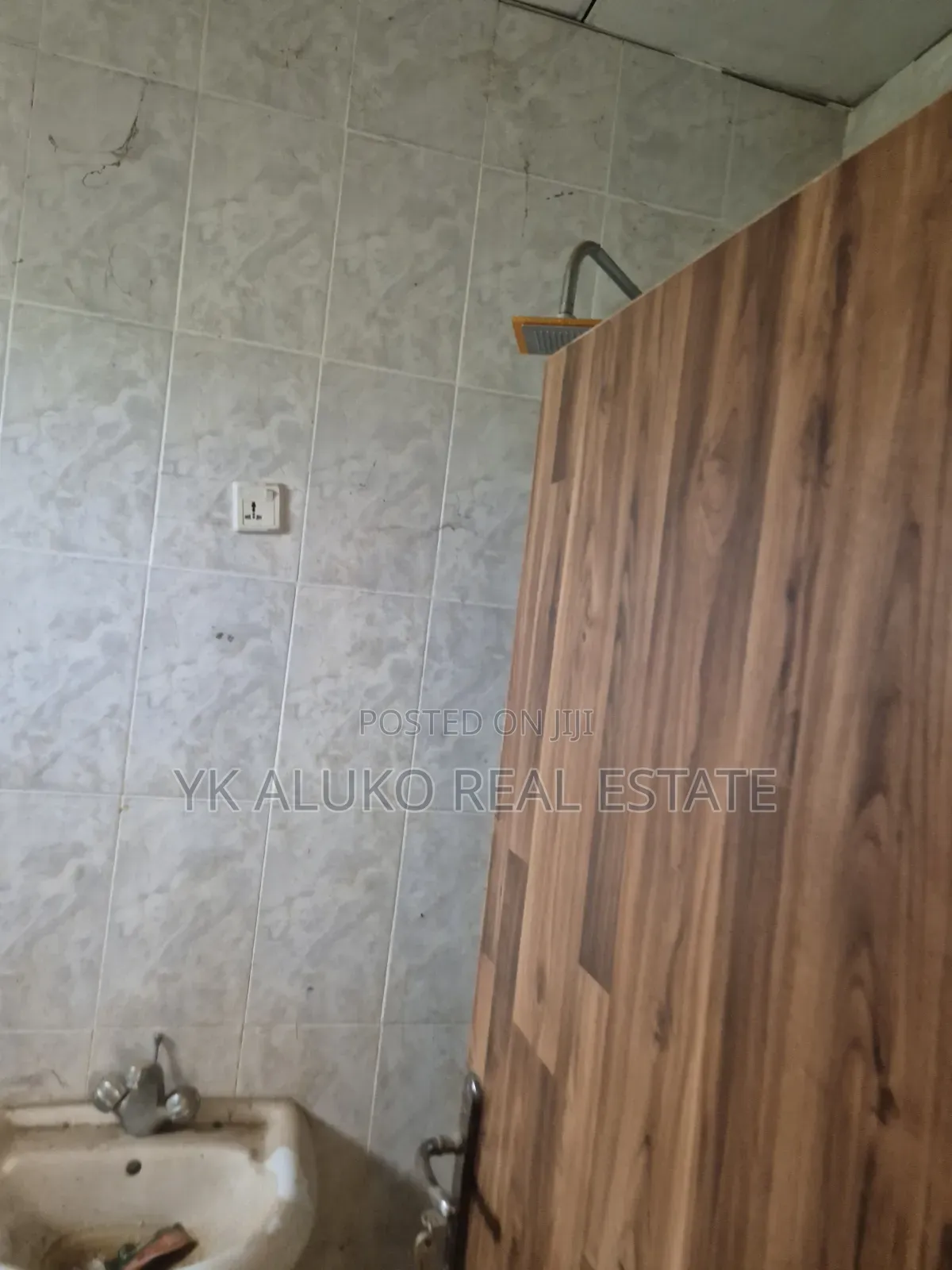 2bdrm Bungalow in Federal Government, Ilorin West for sale