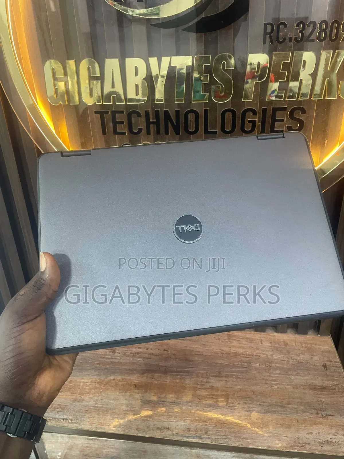 Laptop Dell Latitude 3190 8GB Intel Pentium SSD 128GB