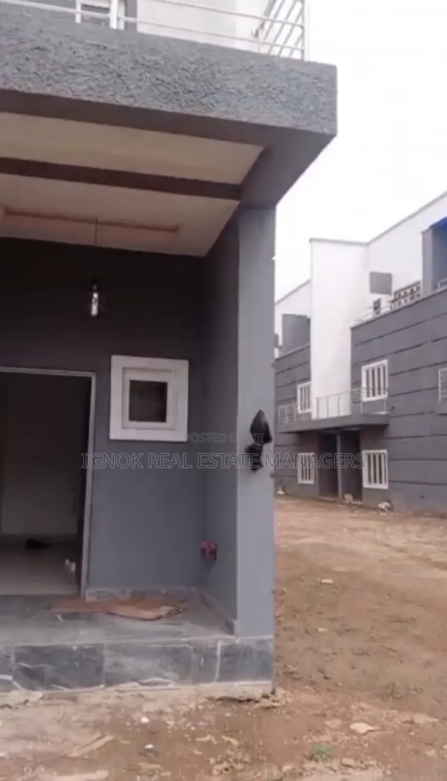 4bdrm Duplex in Life Camp for sale