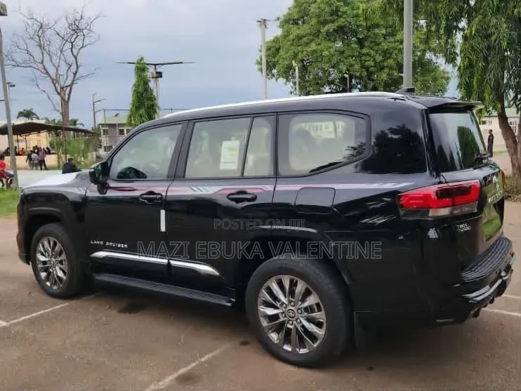 New Toyota Land Cruiser 2026 Black
