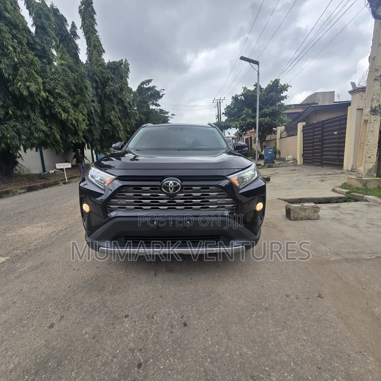 Toyota RAV4 Limited AWD 2019 Black