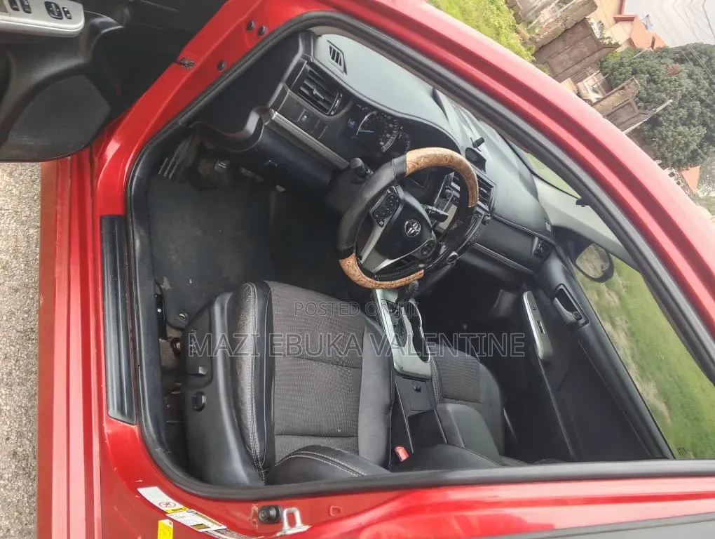 Toyota Camry 2014 Red