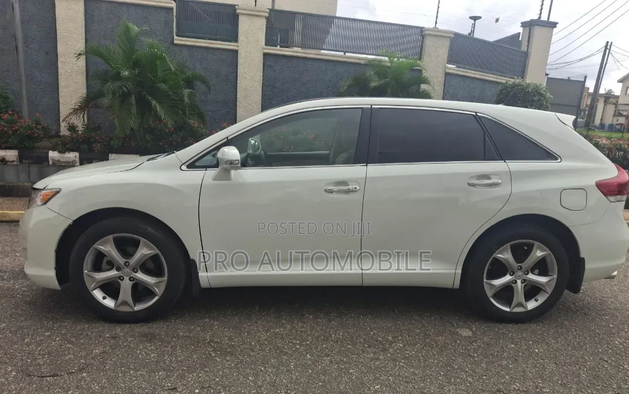 Toyota Venza 2013 White