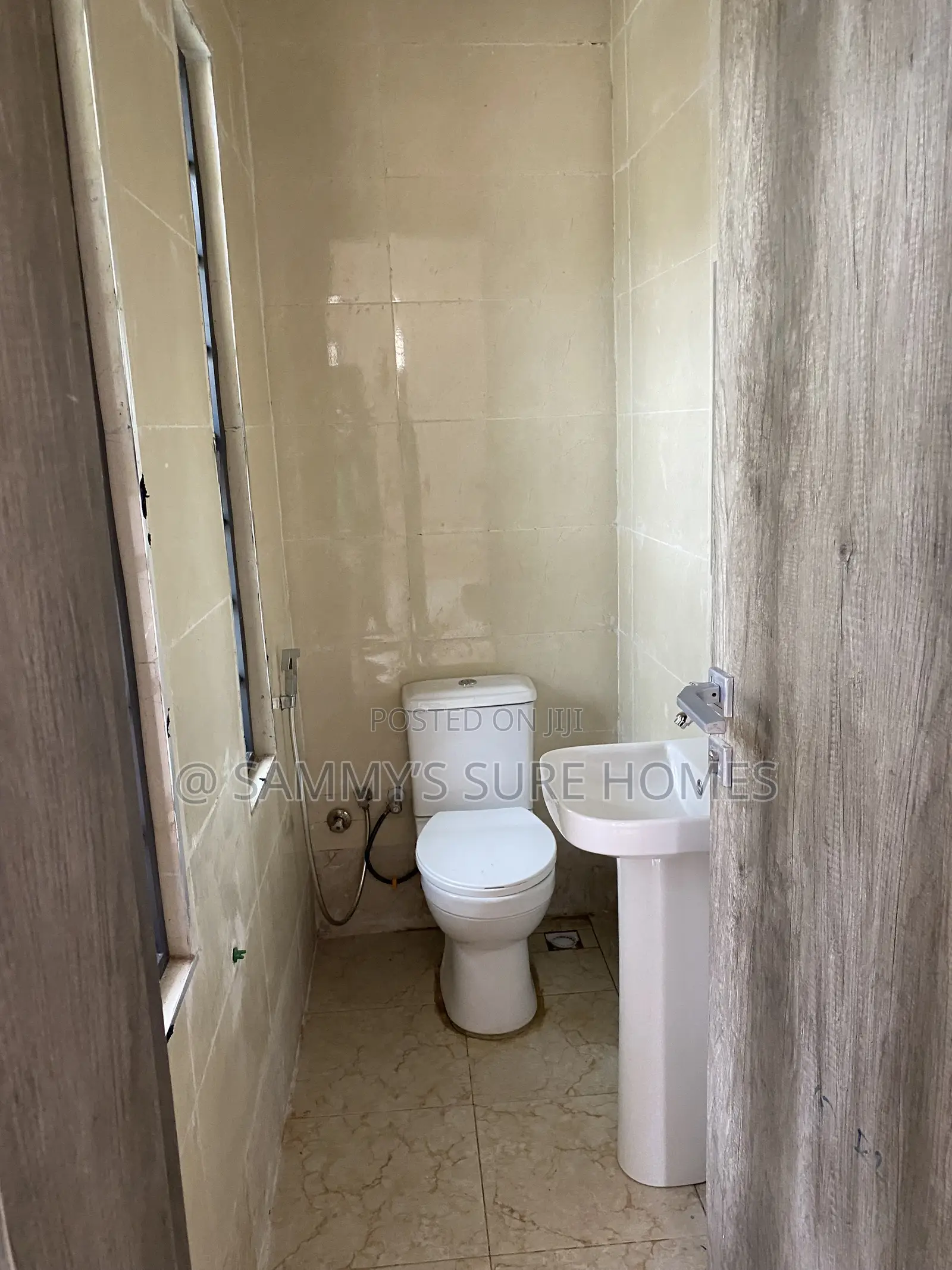 4bdrm Duplex in Police Estate for rent