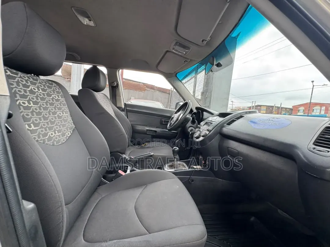 Kia Soul 2010 Silver