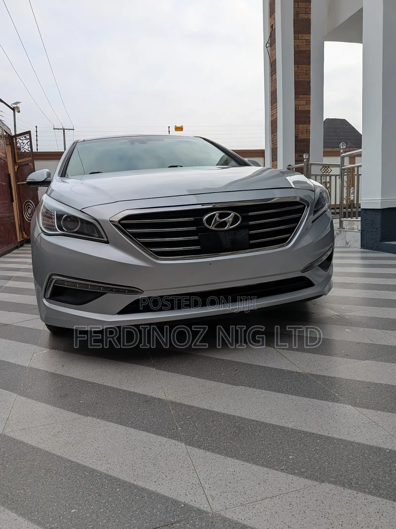 Hyundai Sonata Limited 4dr Sedan (2.4L 4cyl 6A) 2015 Silver