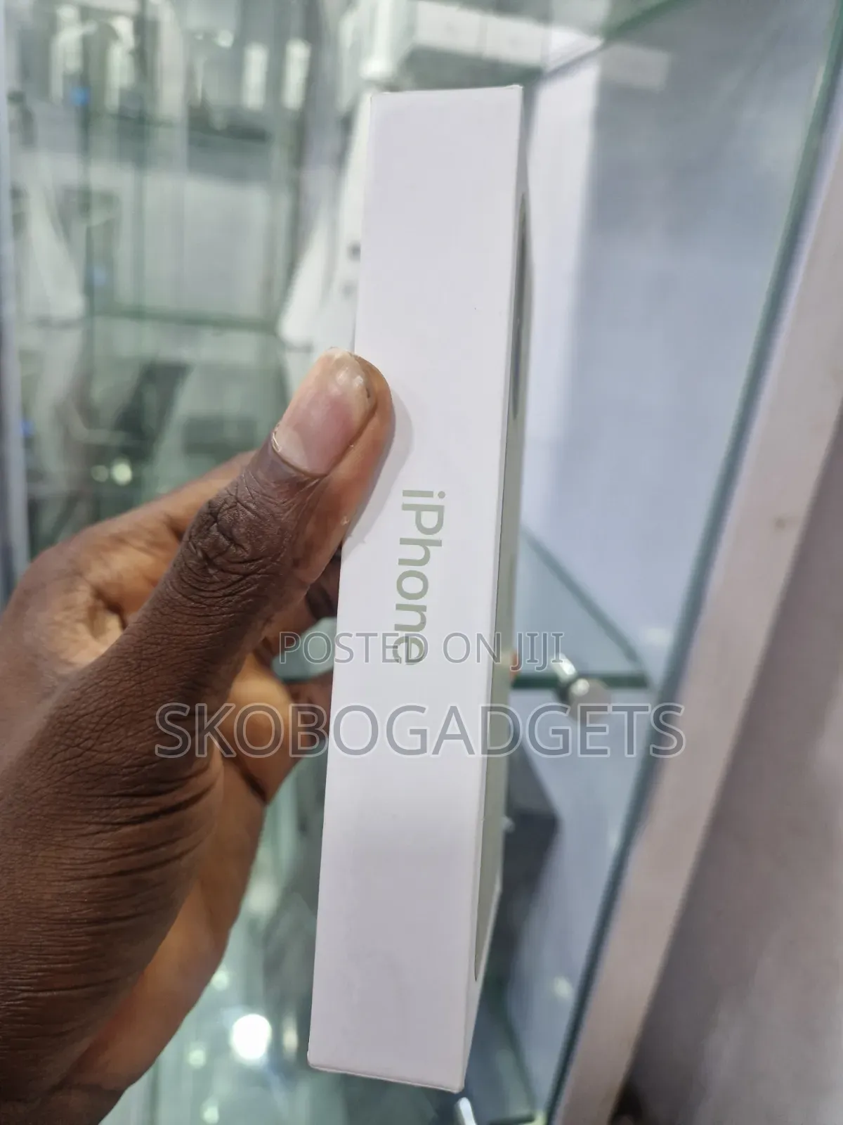 New Apple iPhone 17 256 GB Green