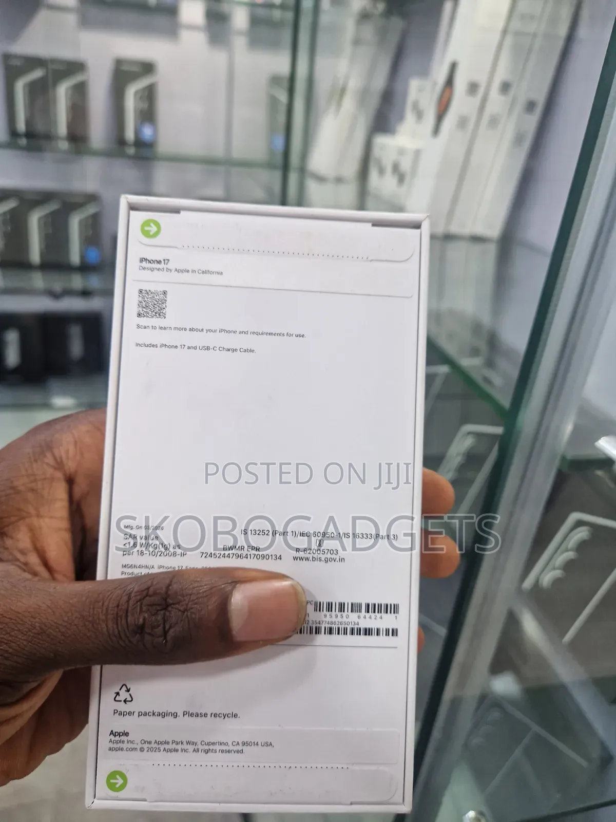 New Apple iPhone 17 256 GB Green