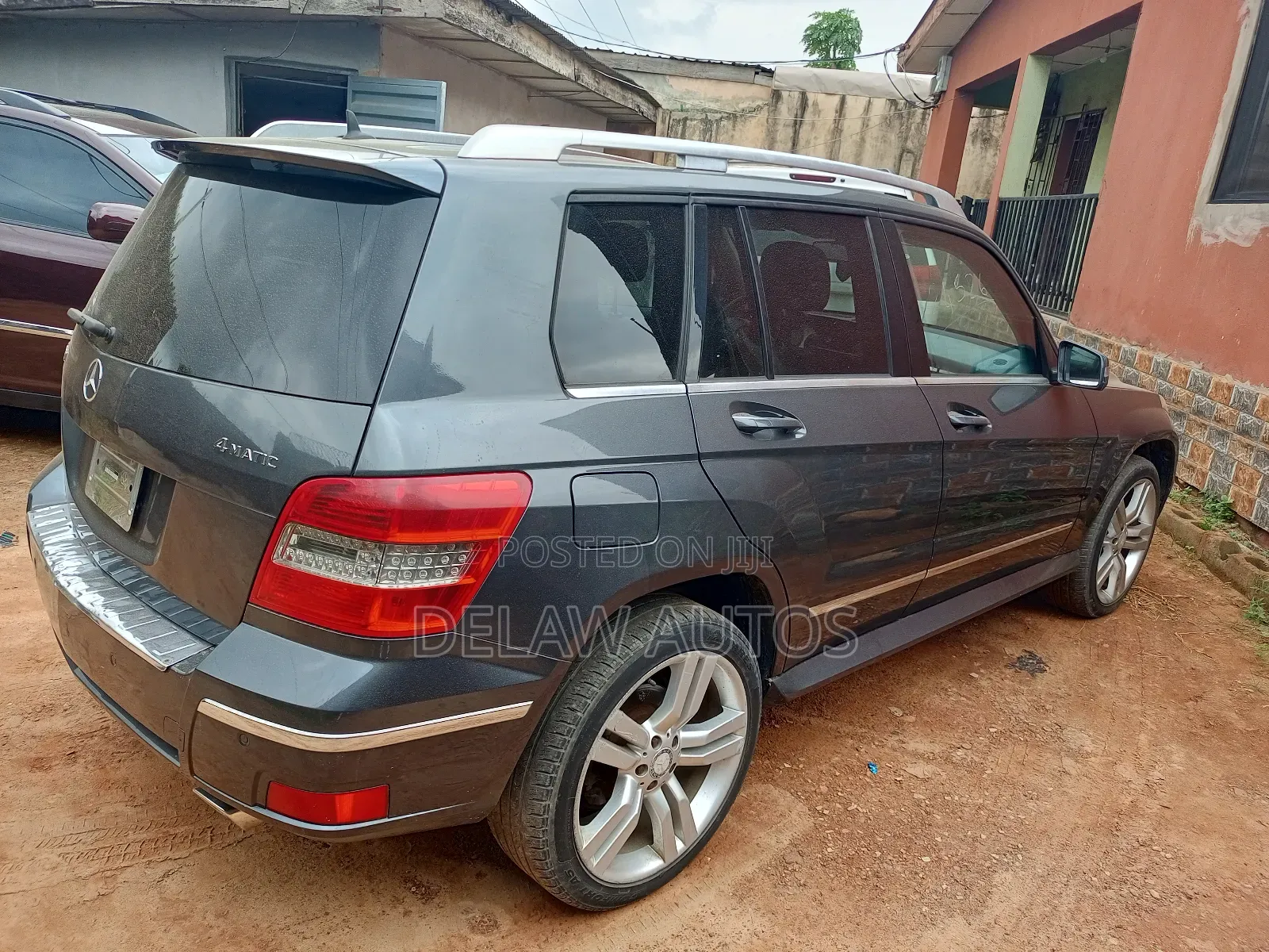 Mercedes-Benz GLK-Class 2010 Gray