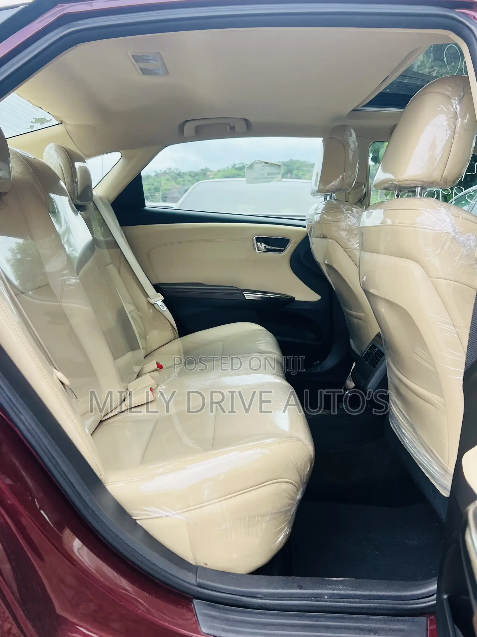 Toyota Avalon XLE Premium Sedan FWD (3.5L 6cyl 6A) 2013 Maroon