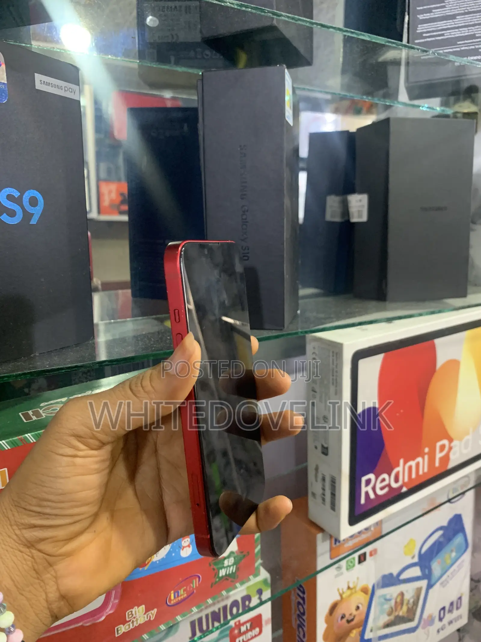 Apple iPhone 13 128 GB Red