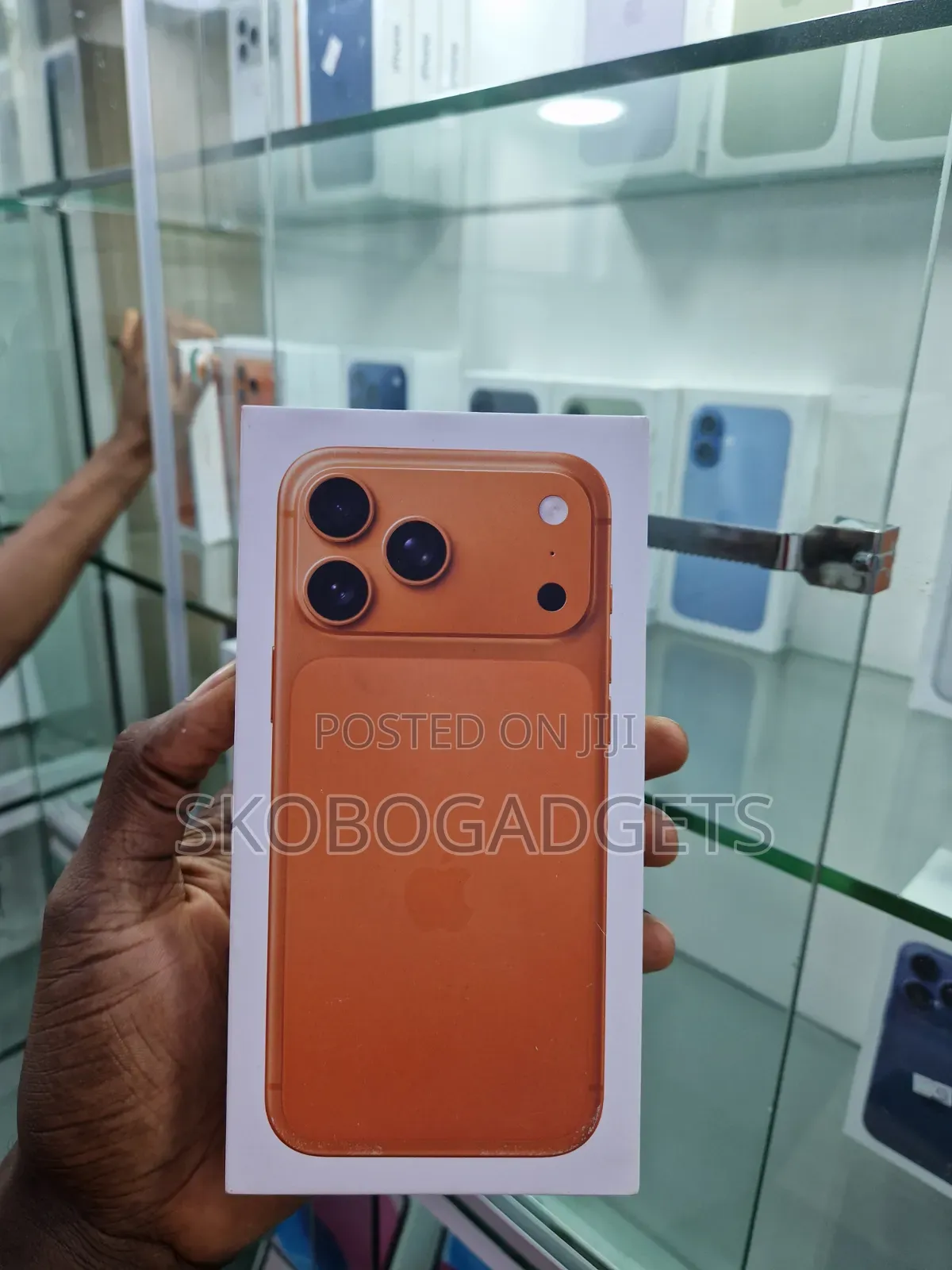 New Apple iPhone 17 Pro Max 256 GB Orange
