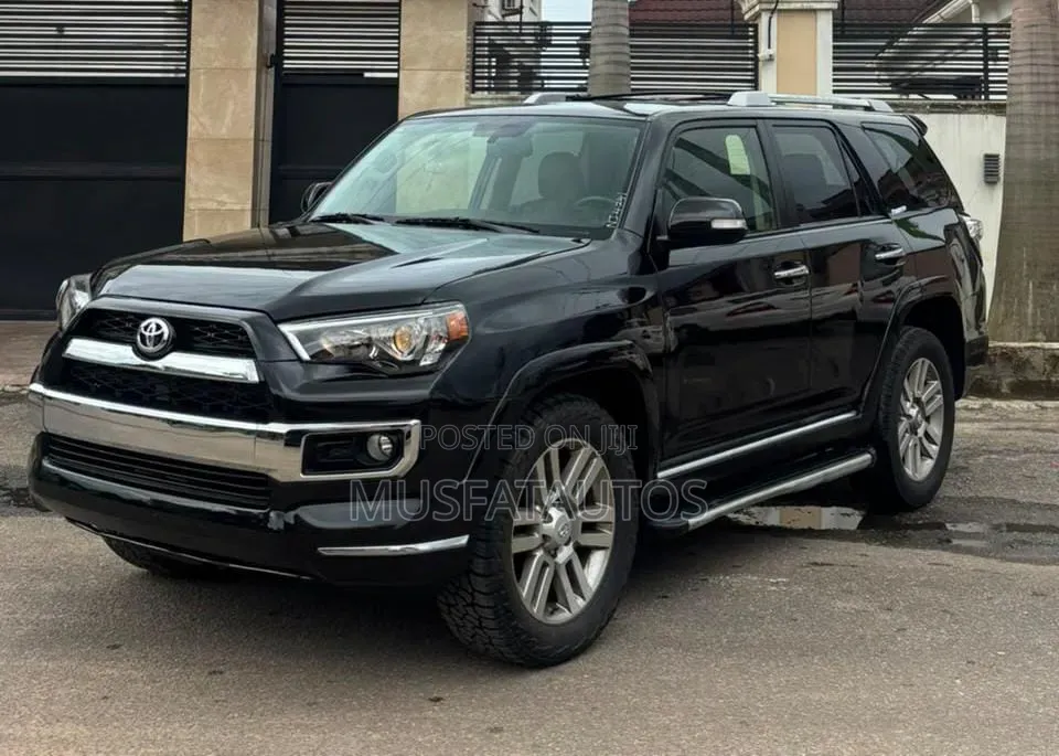 Toyota 4-Runner 2018 Black
