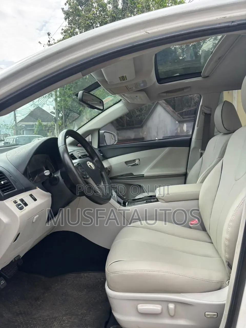 Toyota Venza 2013 White