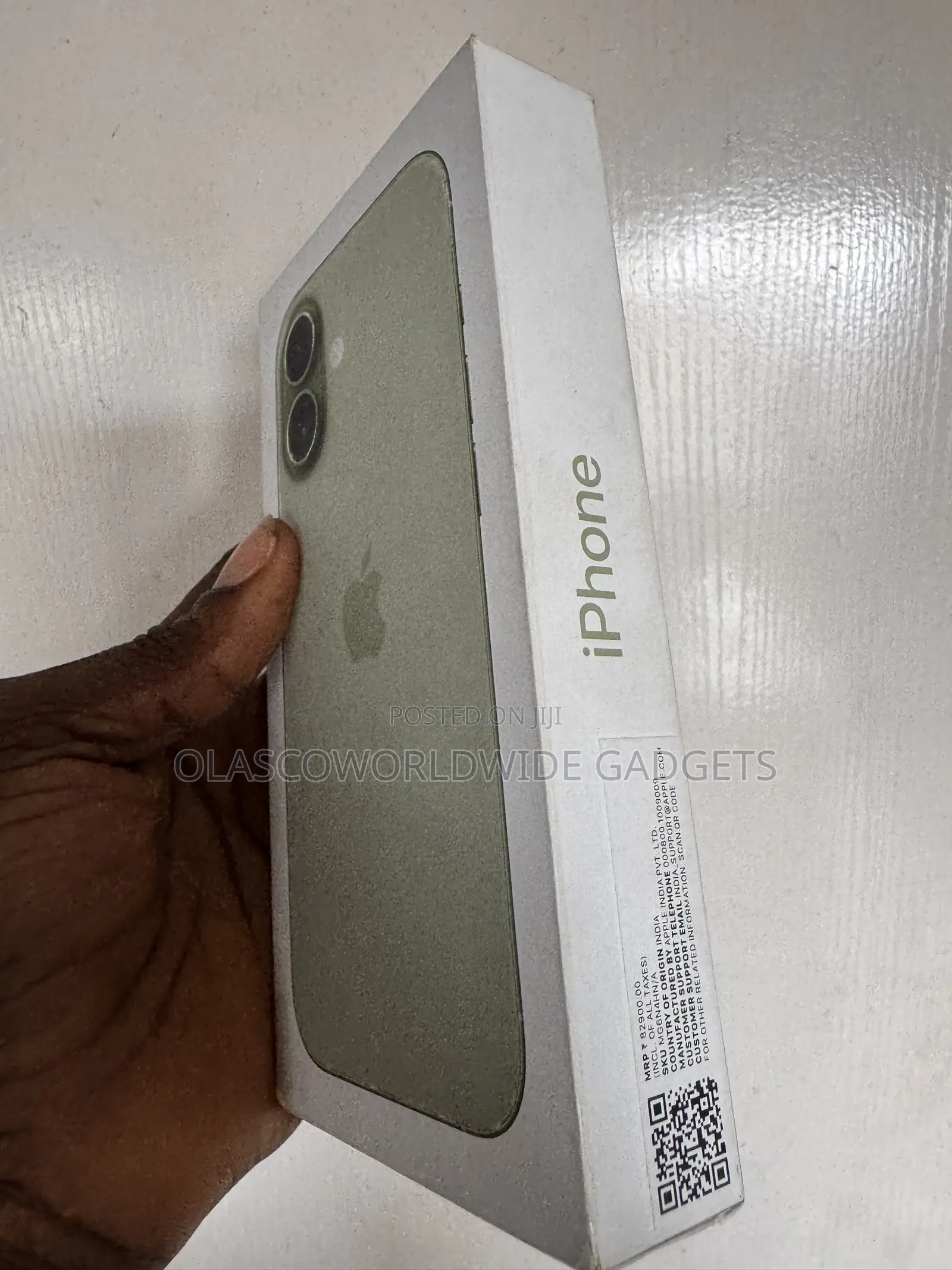 New Apple iPhone 17 256 GB Green