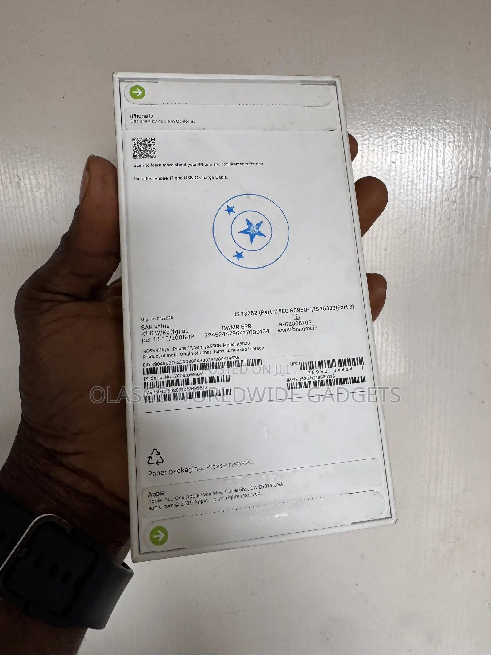 New Apple iPhone 17 256 GB Green