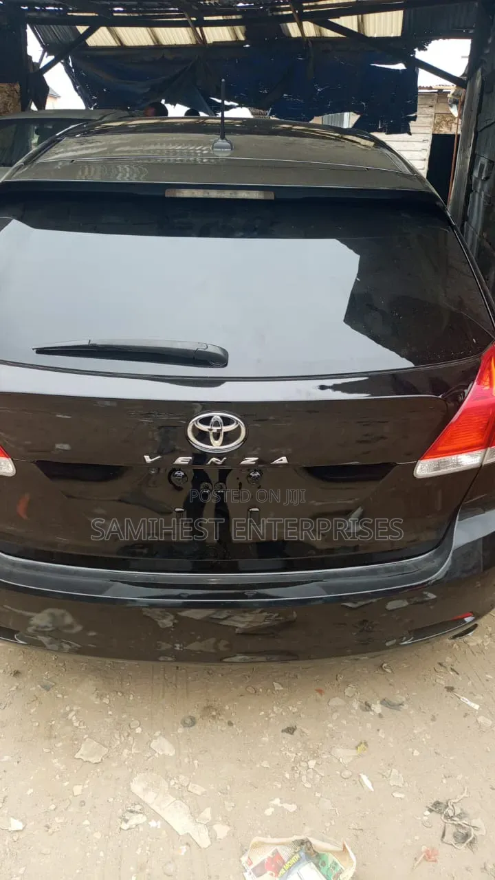 Toyota Venza 2011 Black