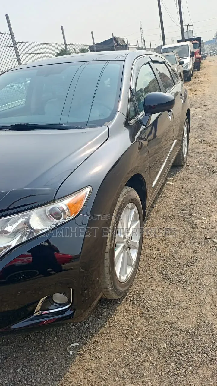 Toyota Venza 2011 Black