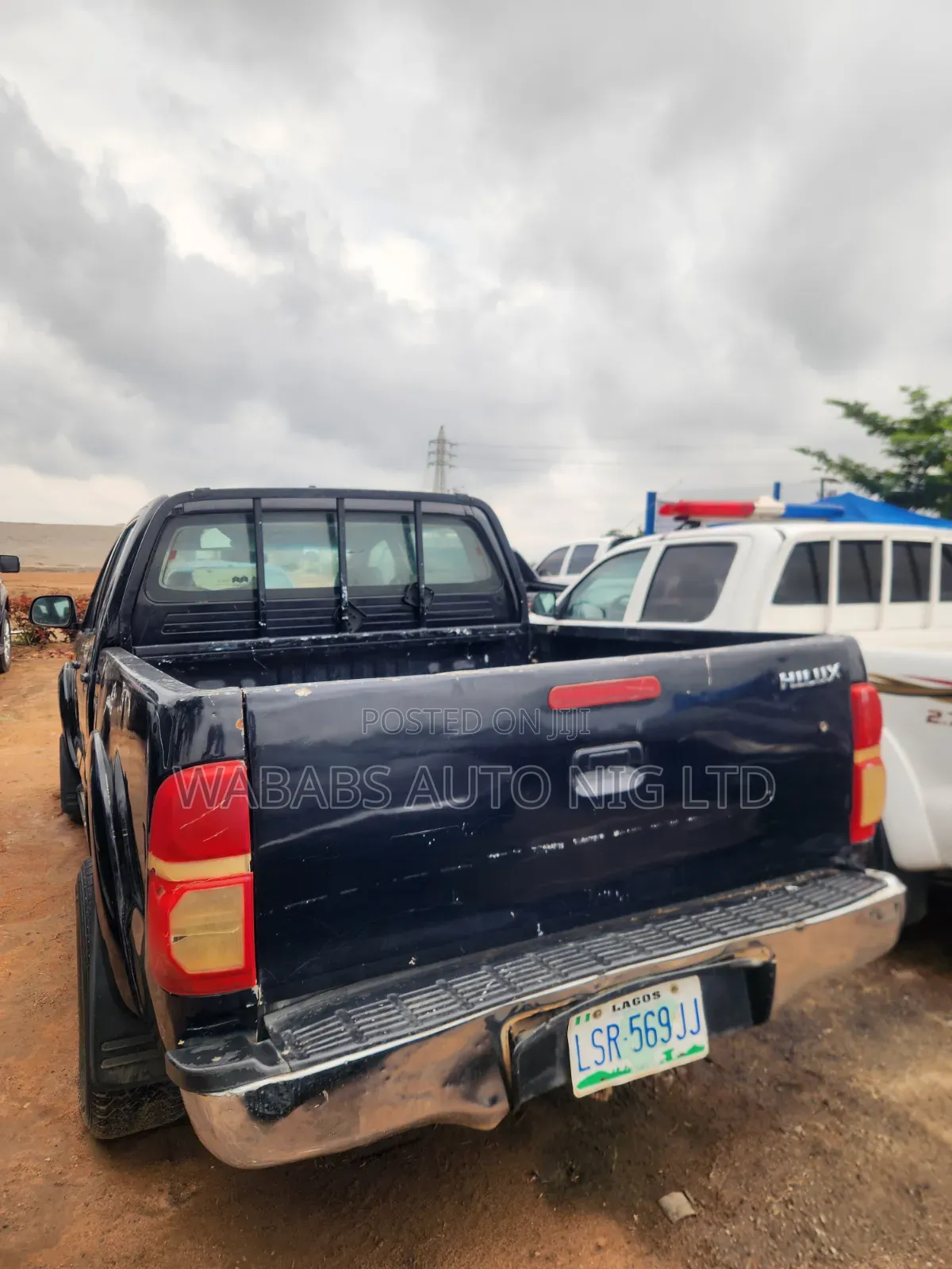 Toyota Hilux 2013 Black