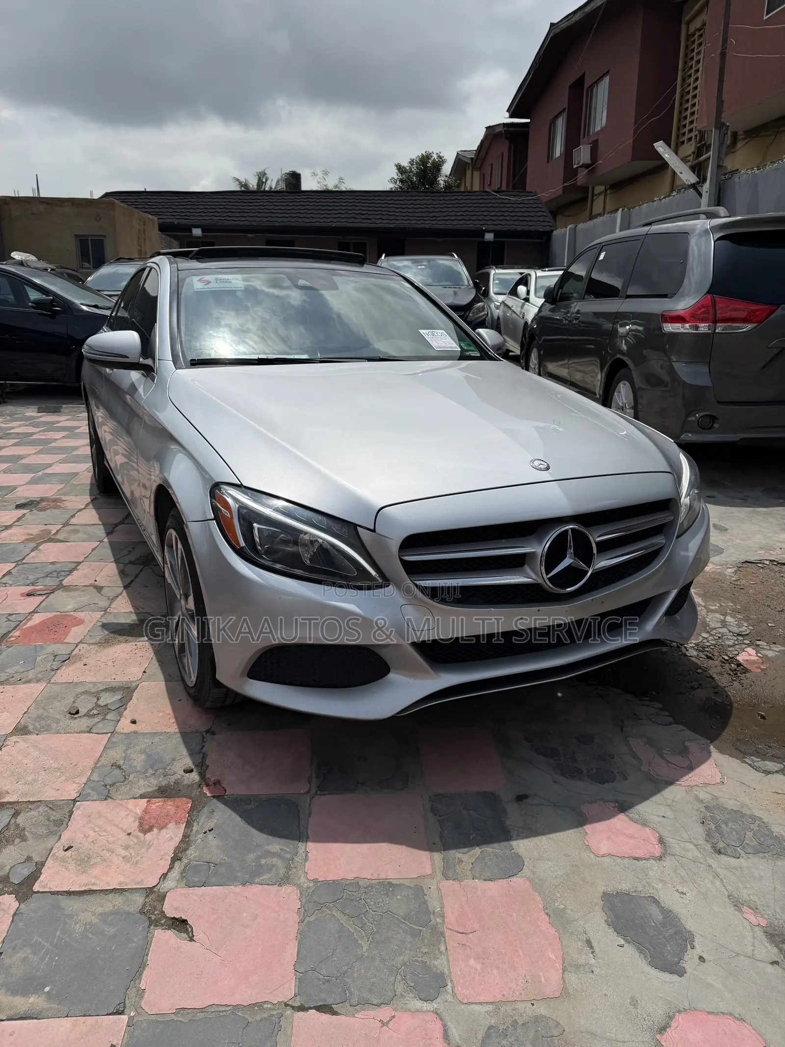 Mercedes-Benz C300 Luxury 4matic Sedan AWD (2.0L 4cyl 7A) 2017 Silver