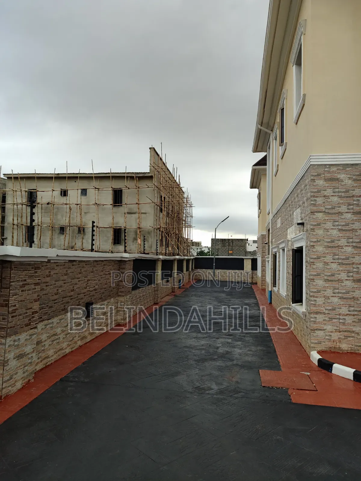 4bdrm Townhouse / Terrace in Mabushi for rent