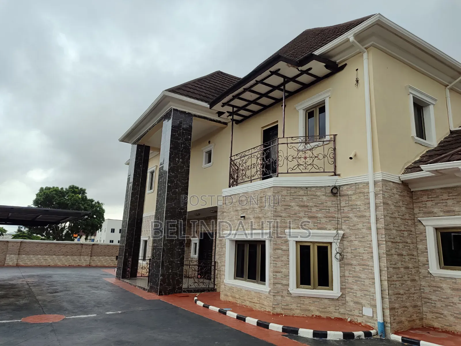 4bdrm Townhouse / Terrace in Mabushi for rent