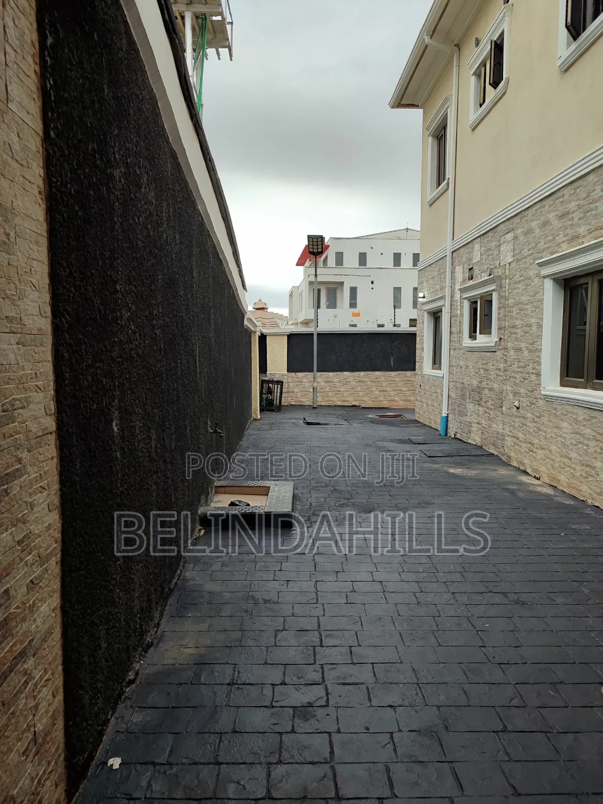 4bdrm Townhouse / Terrace in Mabushi for rent