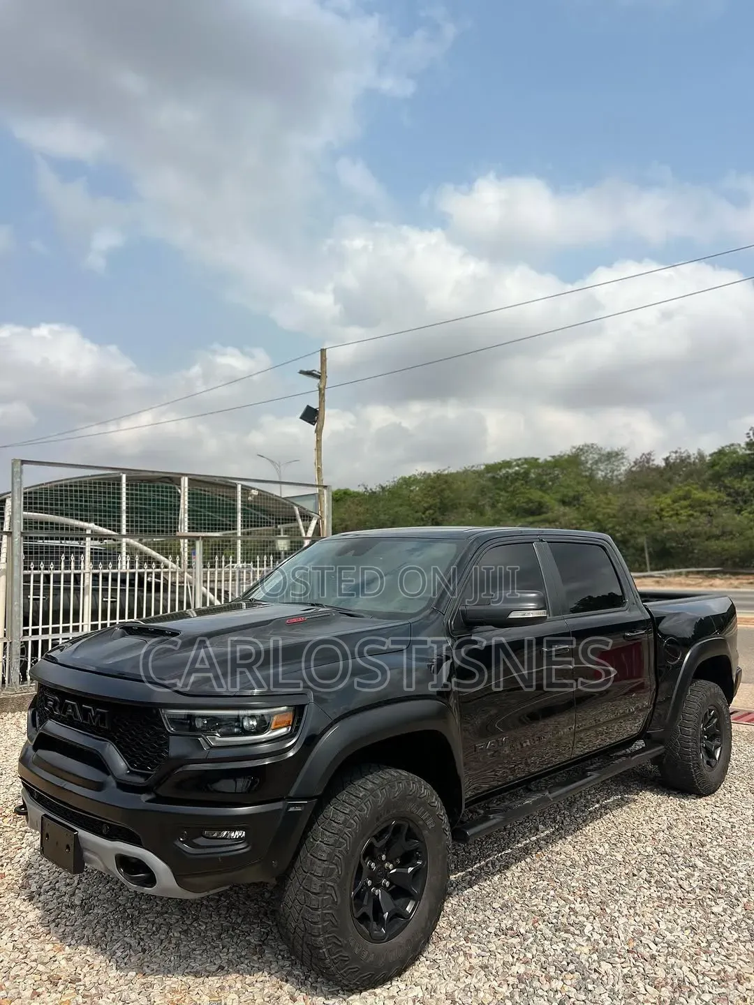 RAM 1500 2022 Black