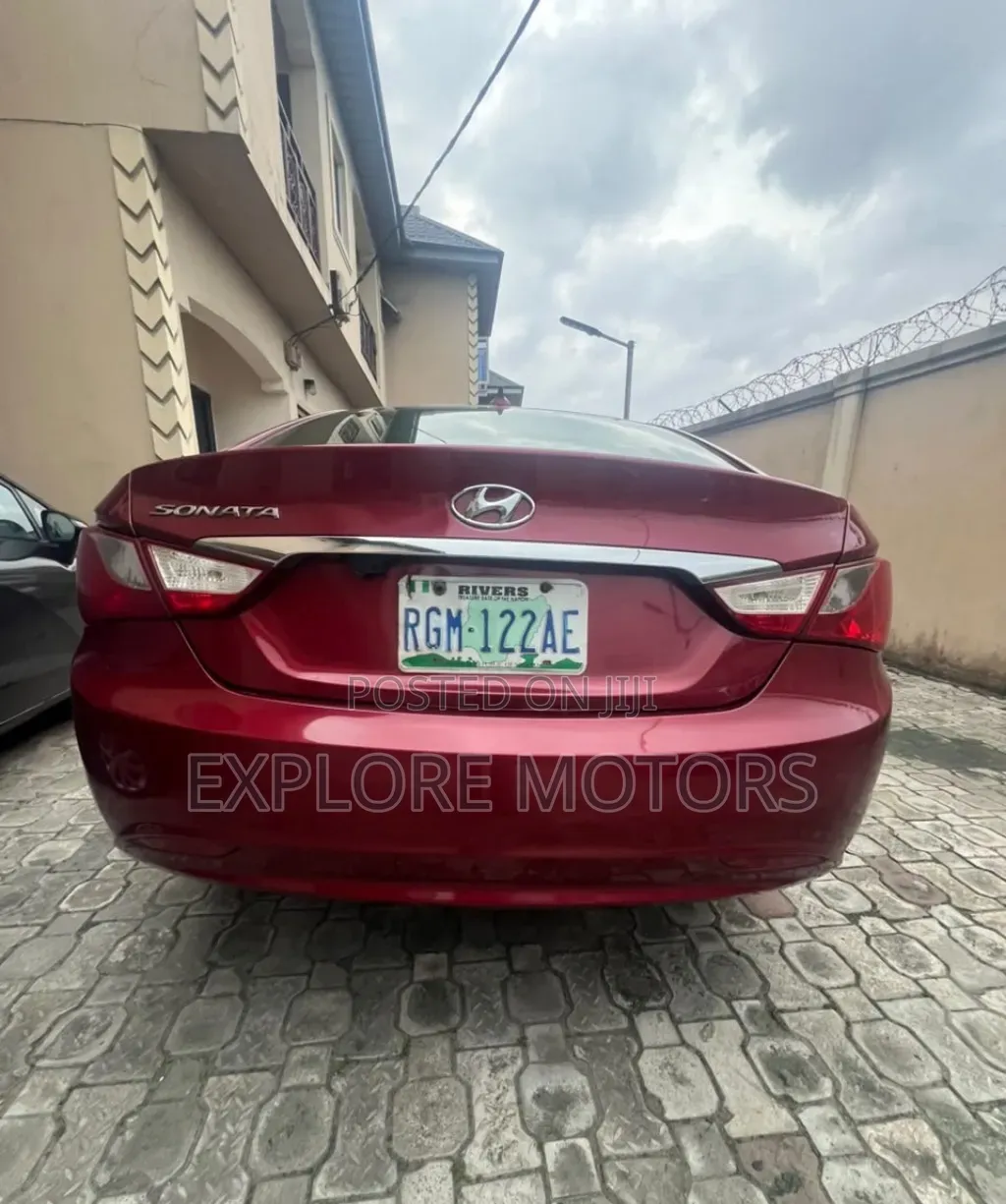 Hyundai Sonata 2012 Red