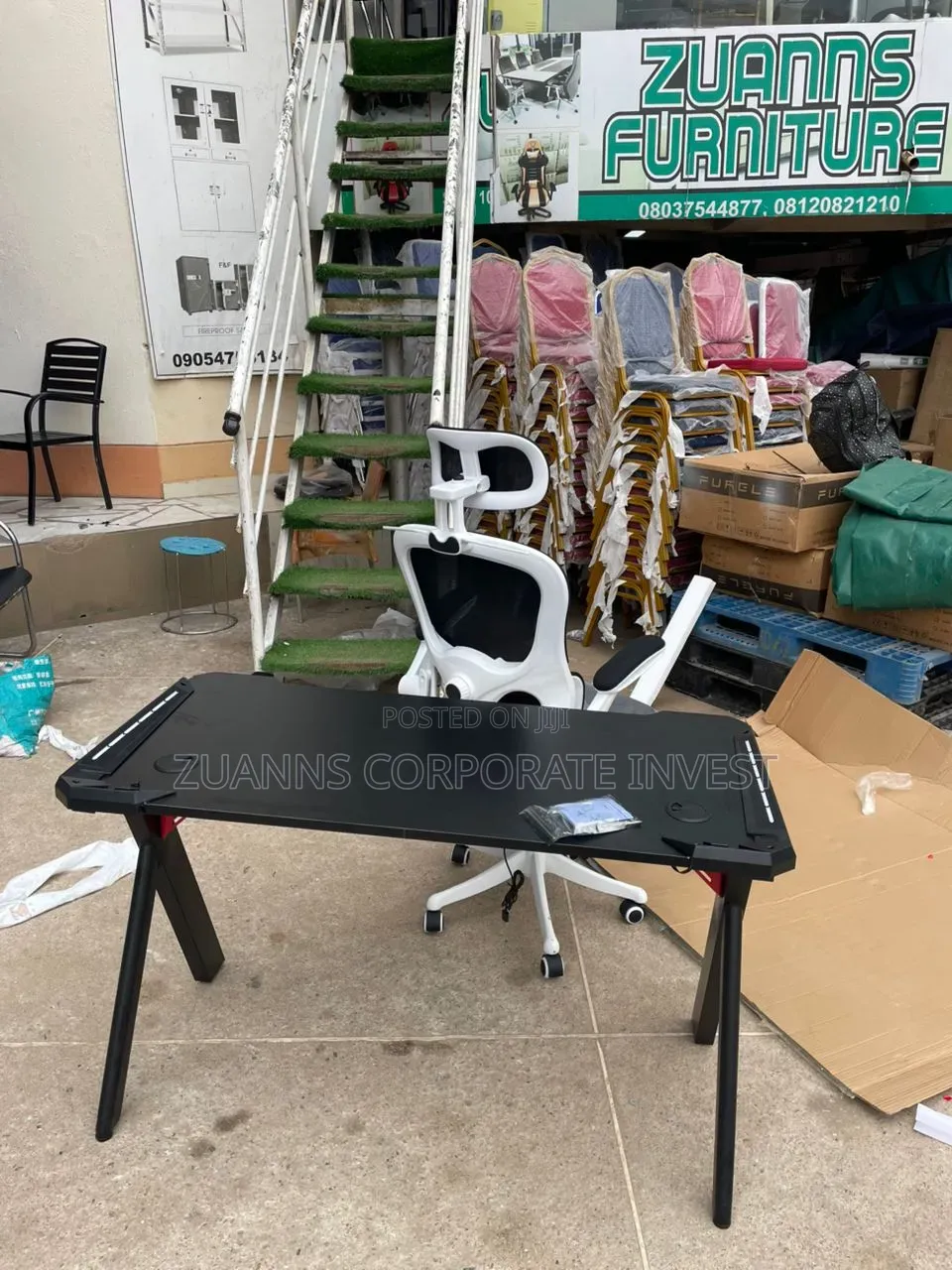 Non Adjustable Gaming Tabel and Smart Net Chair