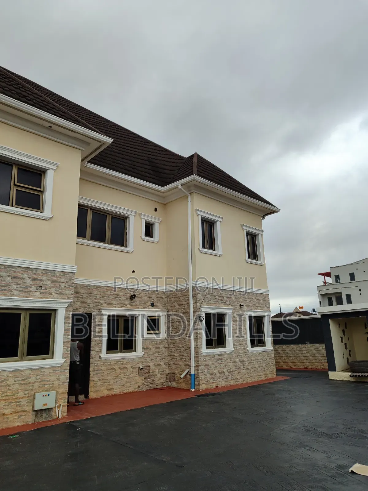 2bdrm Block of Flats in Mabushi for rent