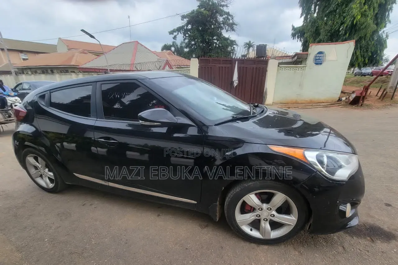 Hyundai Veloster 2013 Black